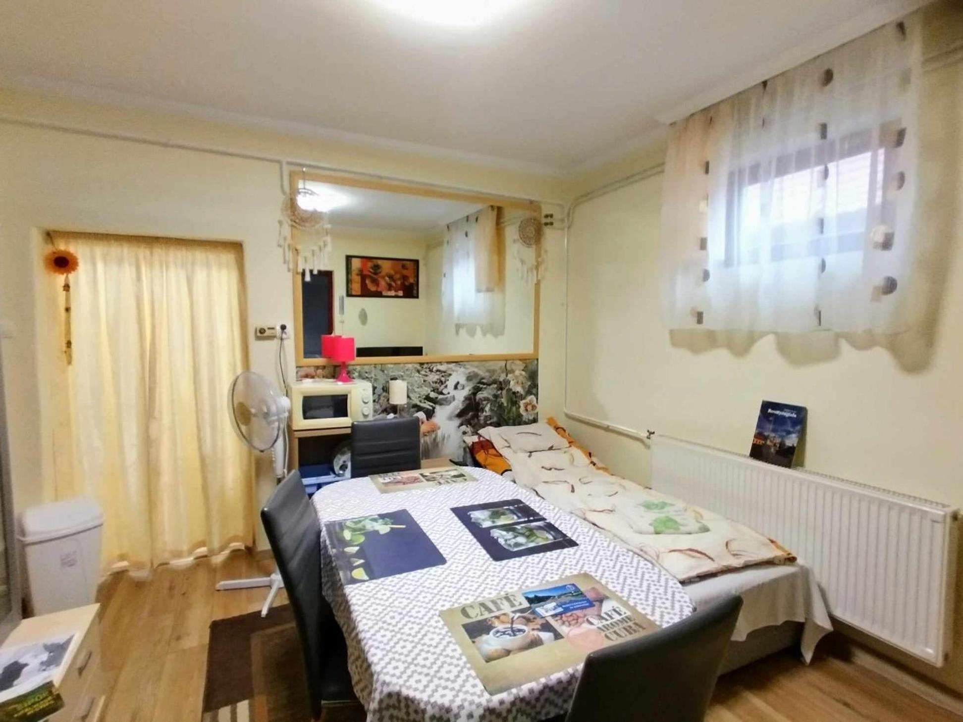 Bundik Vendégház Berettyóújfalu Esterno foto
